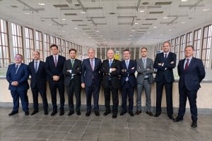 Foto de familia de la delegación de Cajamar desplazada estos días a Alemania.