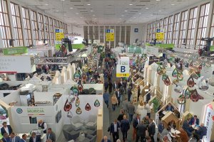 Mucha más animación en el Hall 18 en el que se ubican las empresas almerienses y murcianas