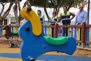 Visita del alcalde al parque de Las Norias.