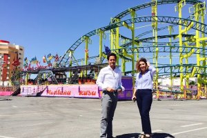 El alcalde de El Ejido y la edil de Cultura en el recinto ferial en una imagen de archivo.