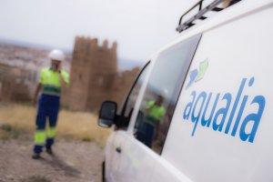 Imagen de archivo de un técnico de Aqualia.