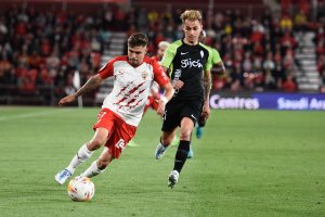 Alejandro Pozo y Fran Villalba en el Almería-Sporting del lunes.
