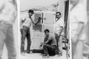 Taller de carpintería del barrio del Quemadero donde en los años sesenta hacían y arreglaban las populares alacenas de cinco puertas y dos cajone