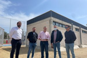 Recepción de las obras por autoridades locales.