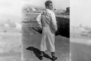 Uno de los grandes deportistas almerienses de la posguerra, el boxeador Antonio González.