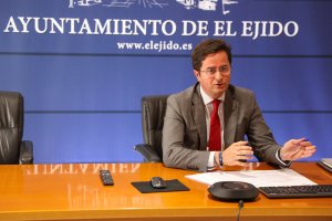 Se están estudiando nuevas ubicaciones para situar los mercadillos de Santa María del Águila y de Las Norias de Daza.