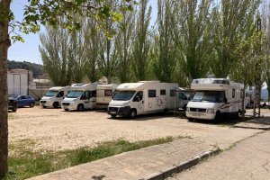 El área habilitada tendrá capacidad para 65 vehículos.
