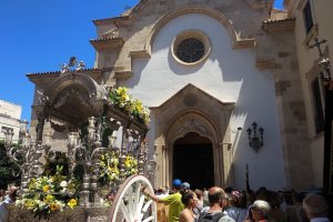 Salida de la carreta del Rocío en 2019, la última antes de la pandemia.