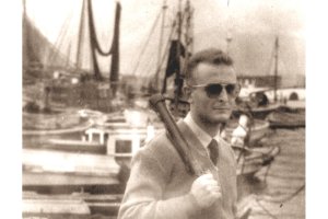 José de Juan Oña, en su juventud, en el Puerto de Almería.