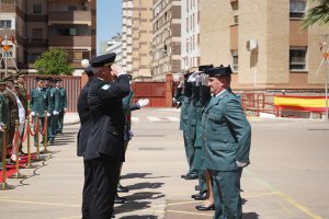 Entrega de condecoraciones a los guardias civiles