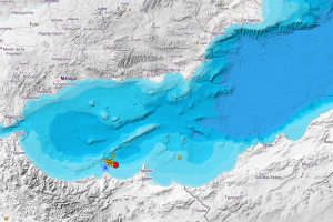 El punto rojo marca el epicentro del terremoto sentido a las 14.35 horas según la web de IGN. 