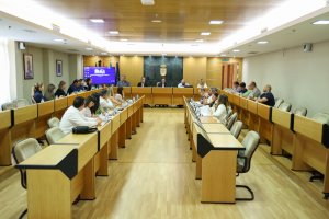 Sesión plenaria extraordinaria celebrada en el Ayuntamiento de El Ejido.