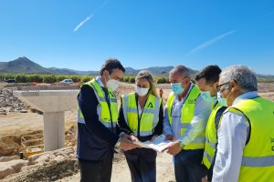 Visita de la consejera de Fomento a las obras en febrero de este año.