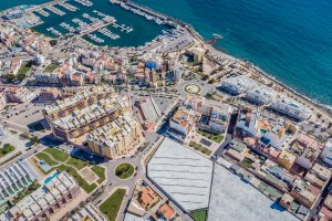 Vista aérea de Roquetas de Mar.