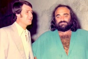 Demis Rousos actuó en Almería.