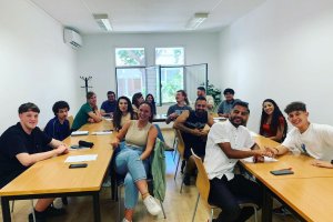 Alumnos en un curso celebrado en el Centro de Lenguas de la UAL.