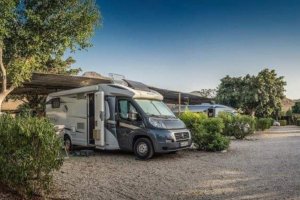 Imagen del camping de Los Escullos.