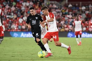 El jugador, de 23 años de edad, firma con el club rojiblanco por cinco temporadas.