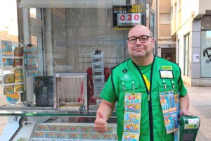 Antonio Manuel Martínez veAntonio Manuel Martínez vendió los cinco cupones premiados.ndió los cinco cupones premiado