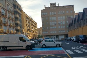 Los vecinos ya le han dado uso al nuevo parking municipal de Albox.