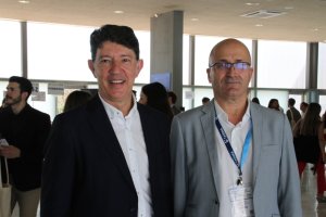 Los doctores Florencio Monje -izquierda- y Fernando Espín.