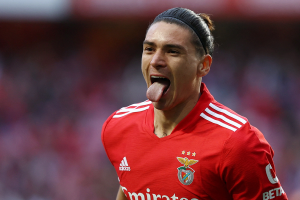 El uruguayo cambia el Benfica por el Liverpool con un gran contrato.