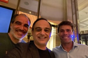 Jaume Torras, Joao Gonçalves y Rubi después de conseguir el ascenso a Primera División.