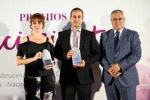 Olga Lara, José Miguel García y Miguel Guijarro.