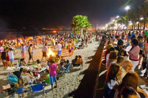 Imagen de archivo de la celebración de San Juan en El Zapillo.