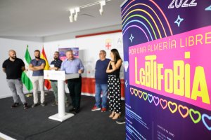 Presentación del cartel de la Semana del Orgullo LGTBI.