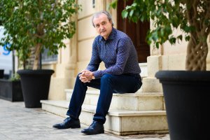 Jesús Miranda Hita, fotografiado para esta entrevista durante una reciente visita a Almería