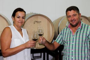 Inés y Francisco, responsables de Bodega Palomillo.