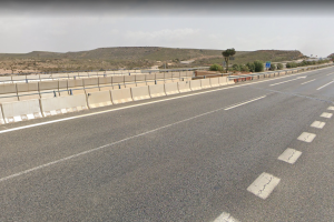 El accidente ha ocurrido en la A-7.