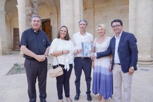 La Catedral ha acogido la presentación de la Revista Velezana.