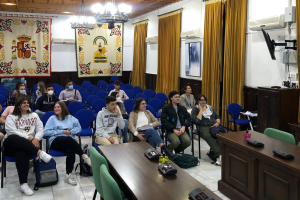 Reunión con los jóvenes del Programa que viajarán a Grecia.