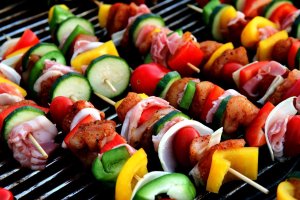 Brochetas para el almuerzo del miércoles.