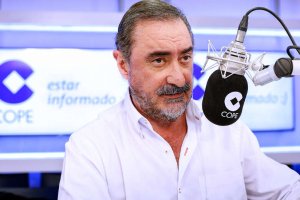 El periodista almeriense Carlos Herrerra.