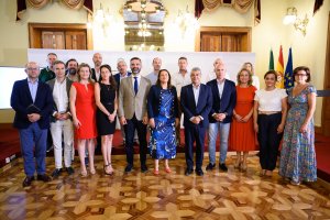 Foto de los asistentes a la presentación de la Plataforma de Comercialización