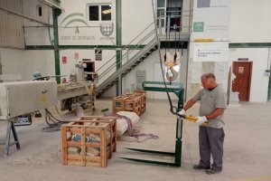 Prácticas del alumnado en el  itinerario de manejo de cargas.