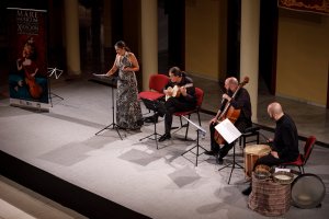Pocas veces los bloques señalados en el programa de conciertos finalizaban sin ser interrumpidos por una cascada de aplausos. Foto de Blas Fuentes