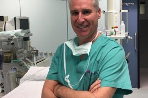 El doctor Arráez será el pregonero de la Virgen del Mar.