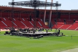 Todo listo para la fiesta de inauguración del Power Horse Stadium.