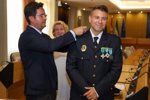 Marco Muñoz, primer Intendente de la Policía Local de El Ejido, junto a Francisco Góngora, alcalde de El Ejido.