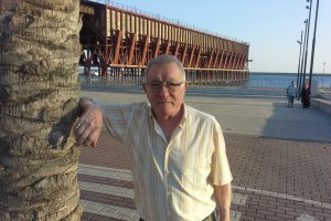 El Mago Juan Antonio Román sabe mucho de pachangas en Almería.