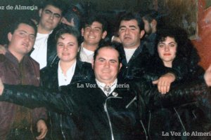Rafael Pérez, ‘el Lito’, fue el Travolta oficial de Almería. Iba siempre arropado por su pandilla de ‘Travoltas’ y de‘Olivias’.