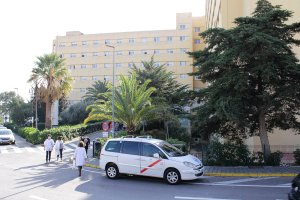 Almería ya tiene solo un paciente con covid-19 en la UCI.