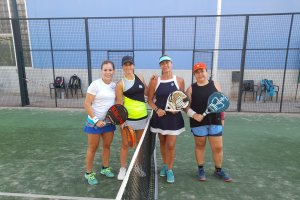 Mucho nivel en el pádel femenino.