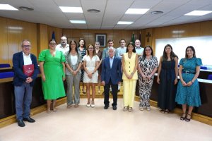 Foto de familia tras la toma de posesión.