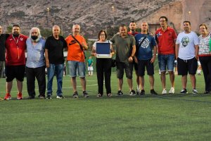Trofeo para recordar a una leyenda del Poli Ejido.
