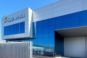 López Urrutia es una empresa almeriense innovadora y reconocida en el sector de montajes eléctricos y climatización.